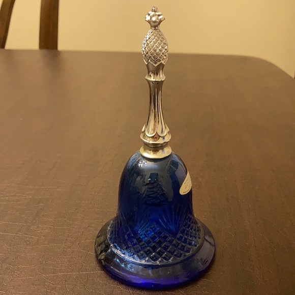 ⚜️Vintage Glass Avon Moonwind Bottle Collectable - Picture 4 of 7